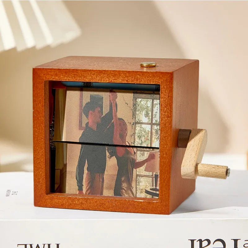 🔥Hot Sale 49% OFF -✨ Mechanical Hand-cranked Photo Album