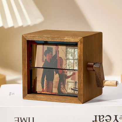 🔥Hot Sale 49% OFF -✨ Mechanical Hand-cranked Photo Album