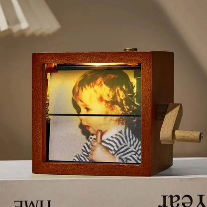 🔥Hot Sale 49% OFF -✨ Mechanical Hand-cranked Photo Album
